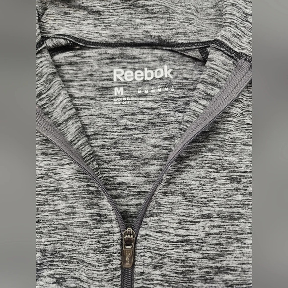 👕 Reebok 1/4 zip shirt size M in Heather gray - Picture 4 of 13